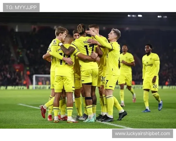 黑马本色渐褪，布伦特福德客场稳定性成冲四瓶颈